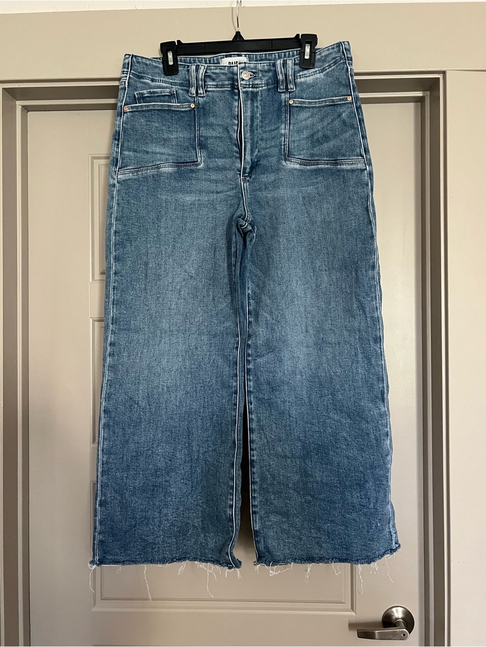 PAIGE Anessa - Wide-Leg High-Rise Jeans in Medium Blue with raw hem